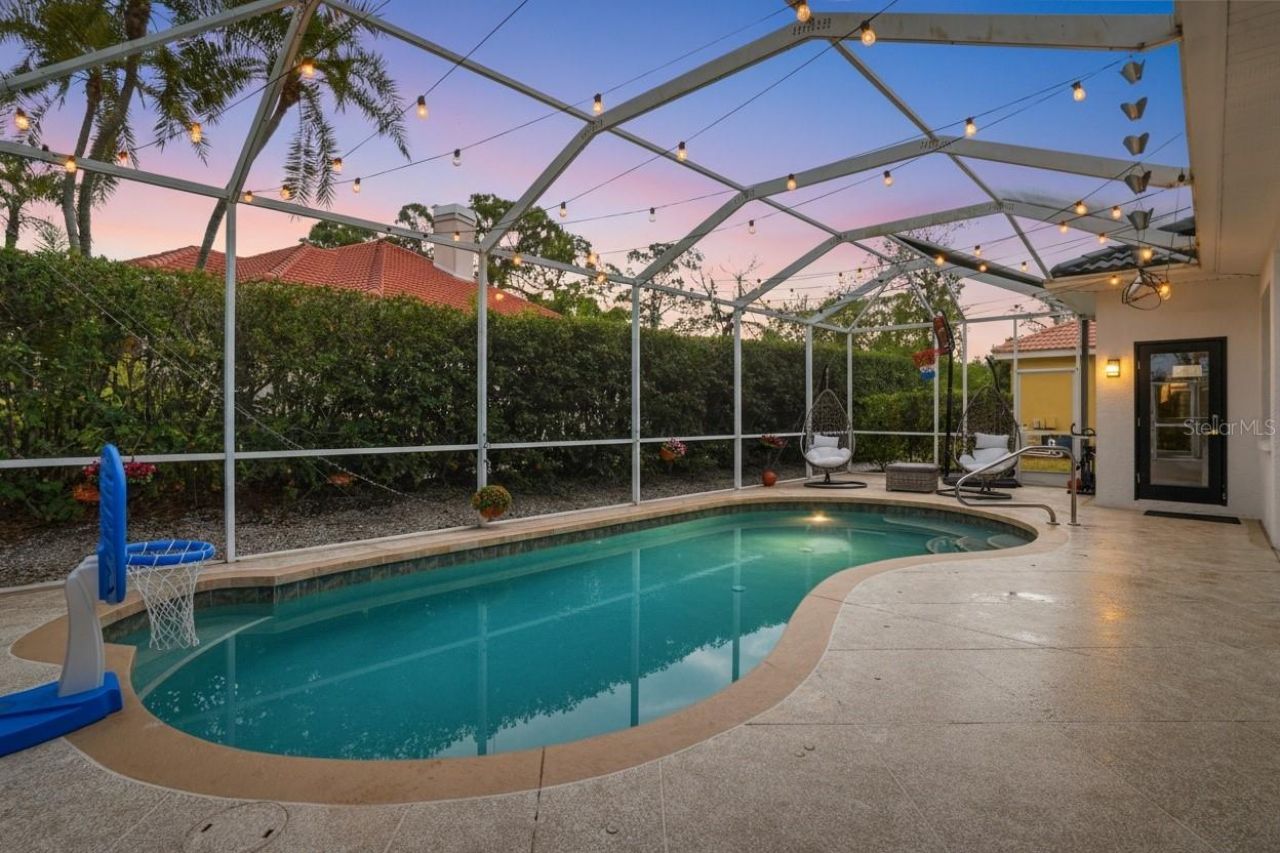 7215 Coachlight Street, Sarasota, FL 34243 Photo