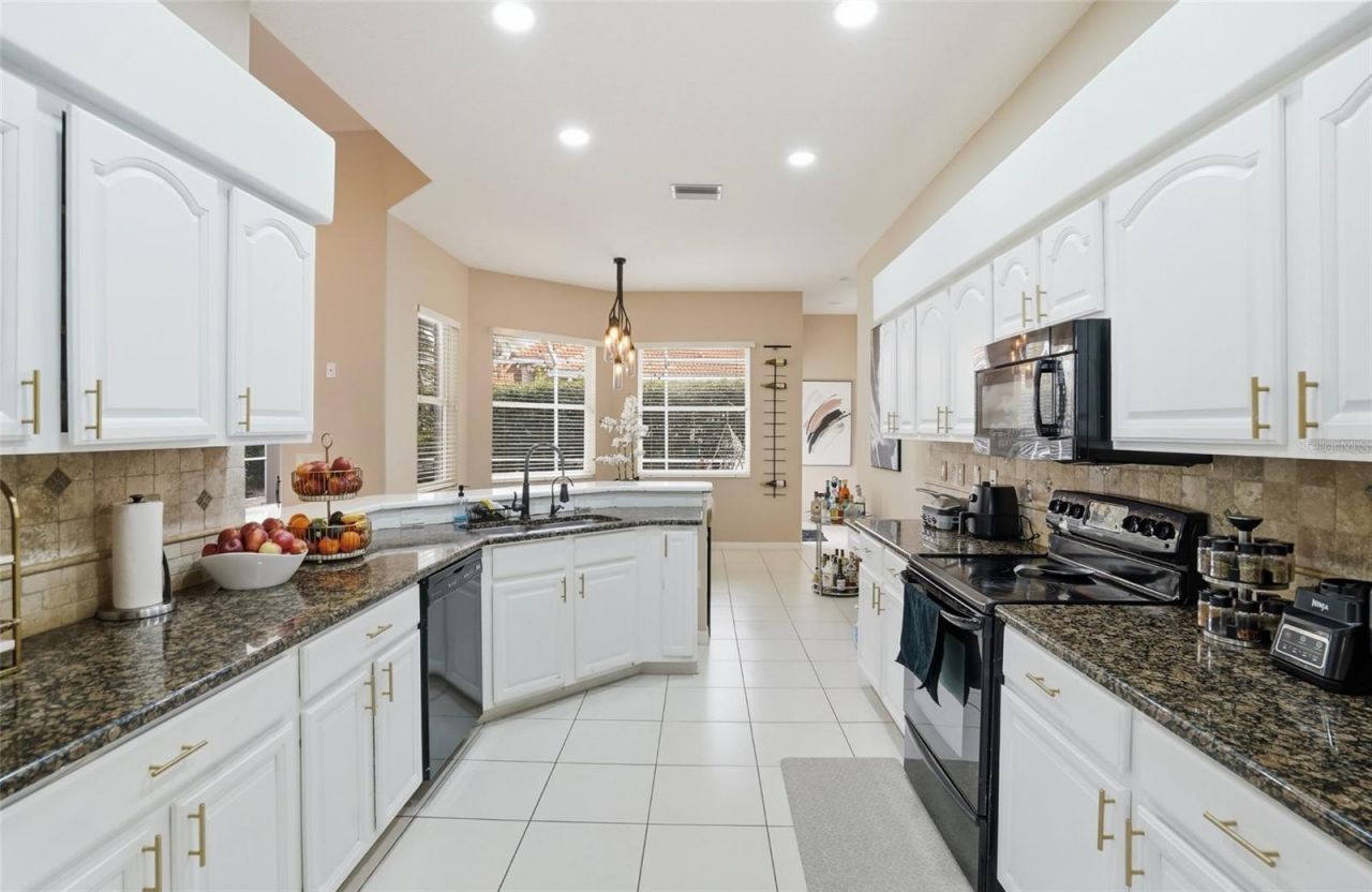 7215 Coachlight Street, Sarasota, FL 34243 Photo