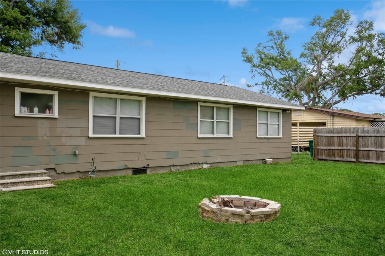 1813 5th Street W, Palmetto, FL 34221 Photo