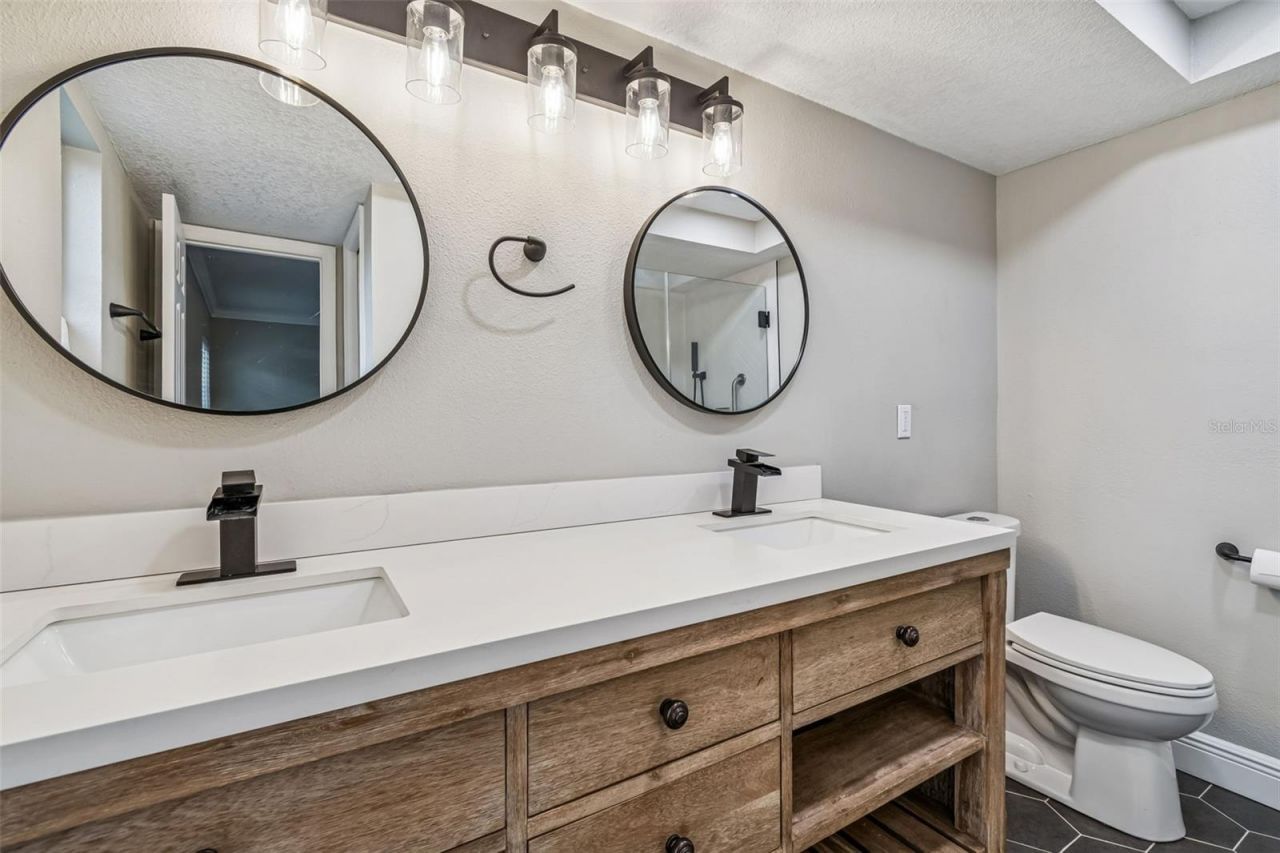 4323 Honey Vista Circle, Tampa, FL 33624 Photo