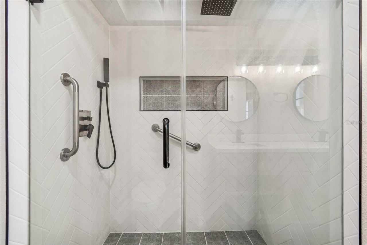 4323 Honey Vista Circle, Tampa, FL 33624 Photo