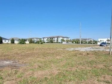 6012 LORRAINE ROAD , BRADENTON, FL 34211