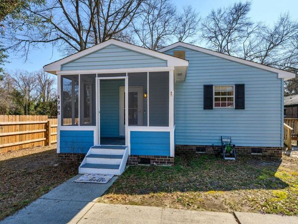 1725 Spivey Ave., Conway, SC 29527