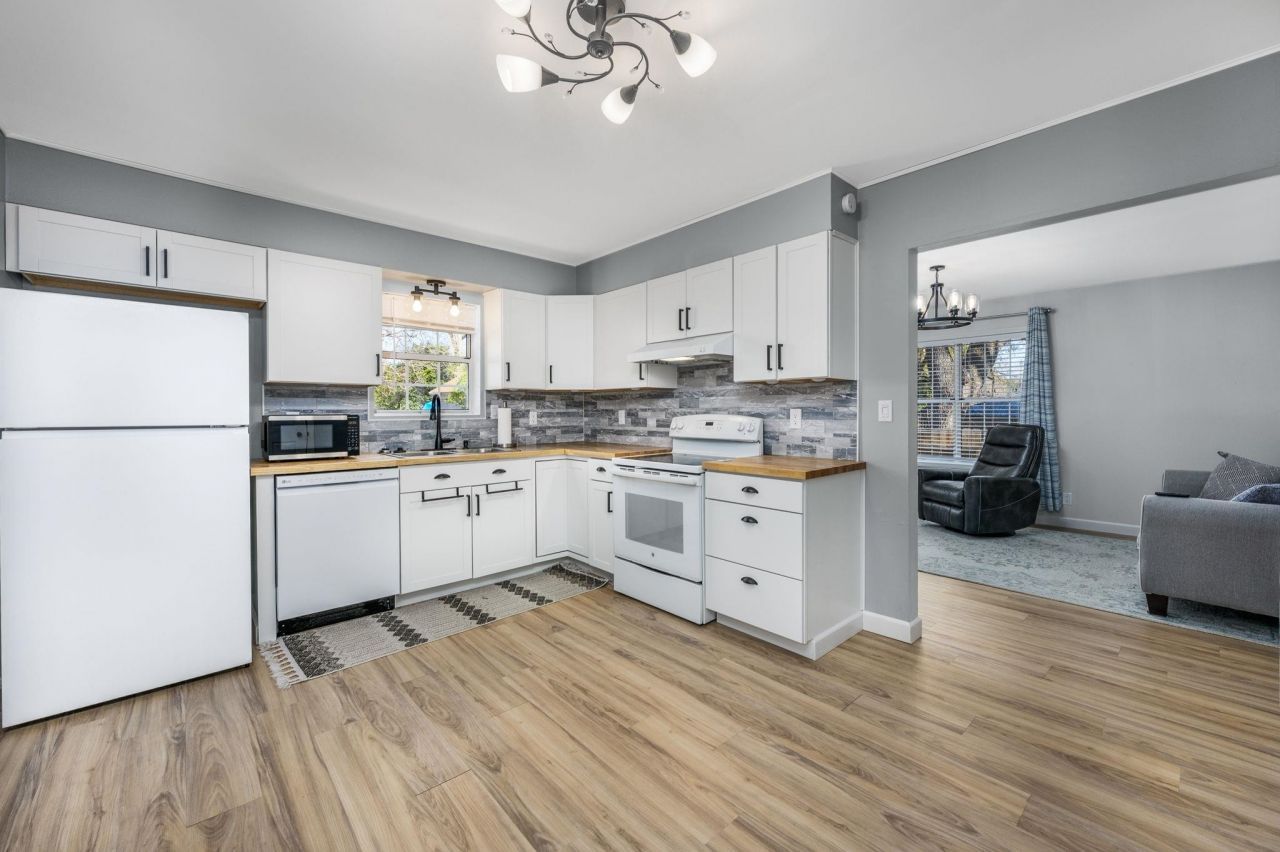 1725 Spivey Ave. Photo 9