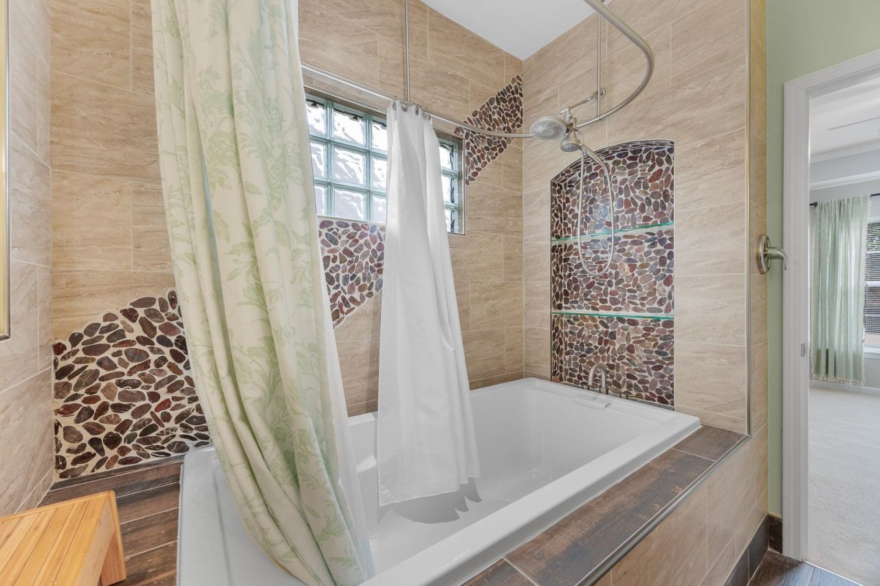 112 Barons Bluff Dr.  Photo 21