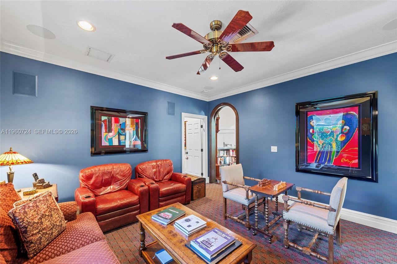 2567 Montclaire Cir, Weston, FL 33327 Photo