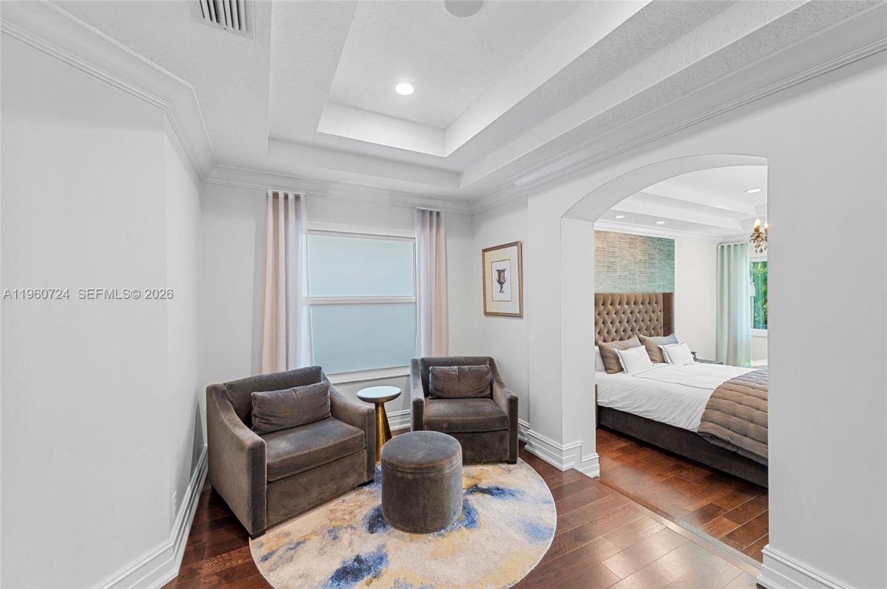 2567 Montclaire Cir, Weston, FL 33327 Photo