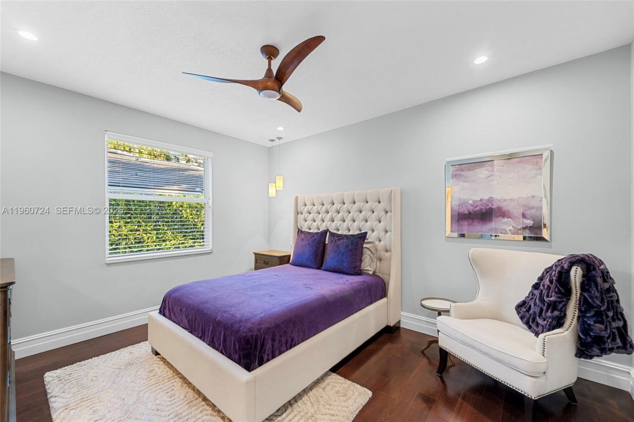 2567 Montclaire Cir, Weston, FL 33327 Photo