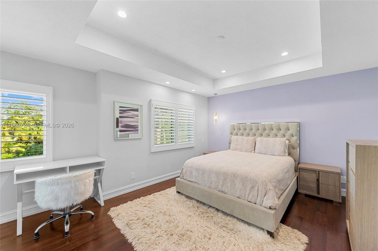 2567 Montclaire Cir, Weston, FL 33327 Photo