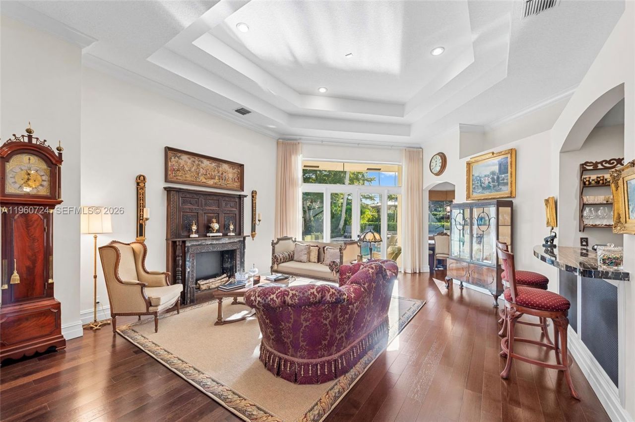 2567 Montclaire Cir, Weston, FL 33327 Photo