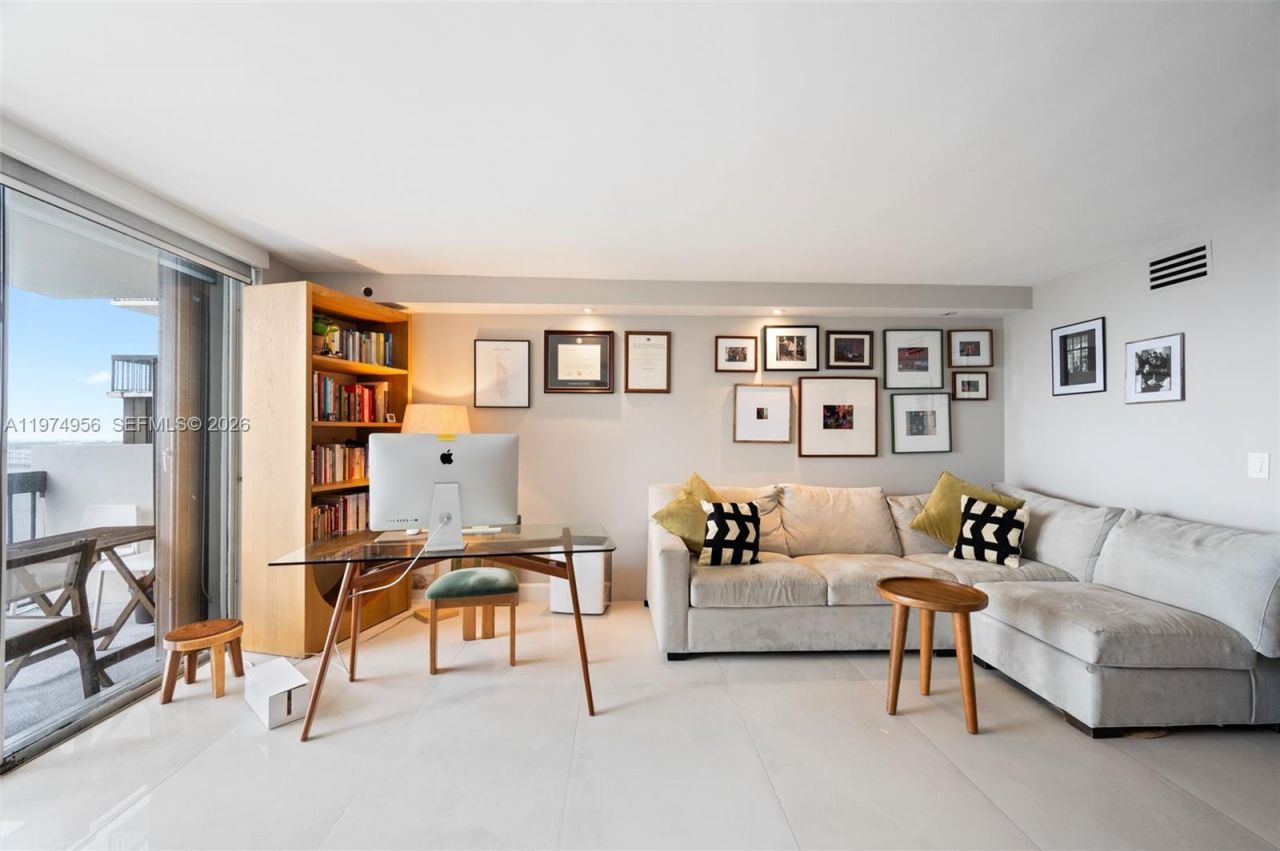 2333 Brickell Ave , Unit 1909, Miami, FL 33129 Photo