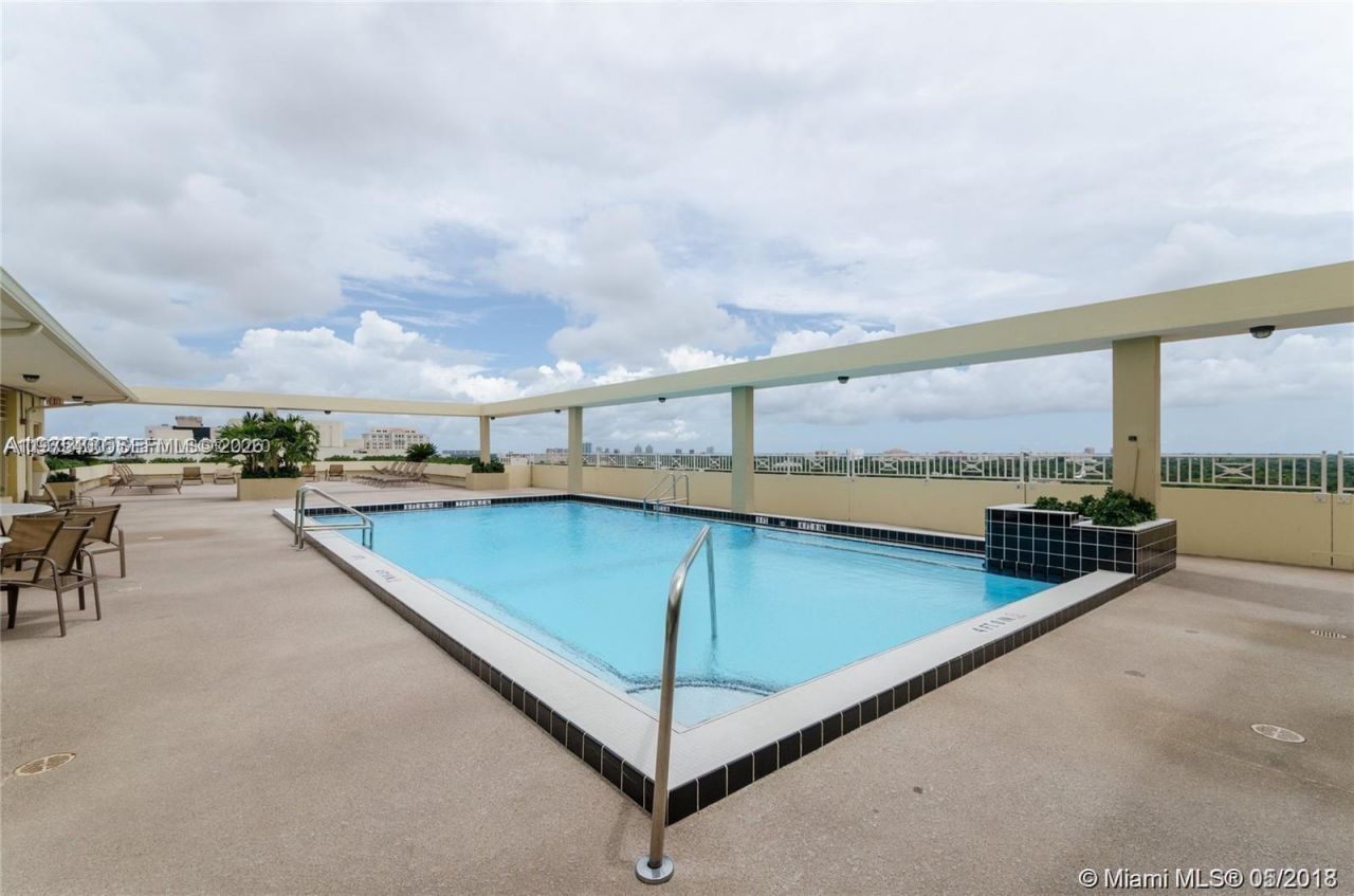 700 Biltmore Way, Unit 1008, Coral Gables, FL 33134 Photo