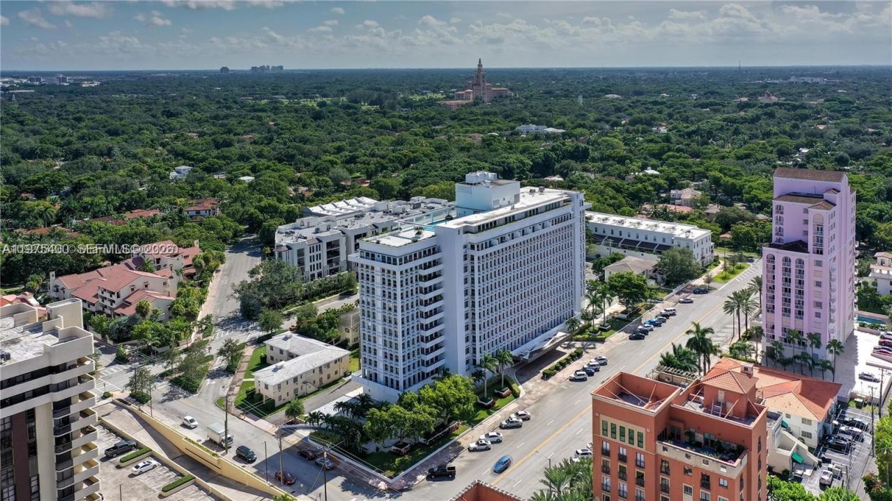 700 Biltmore Way, Unit 1008, Coral Gables, FL 33134 Photo