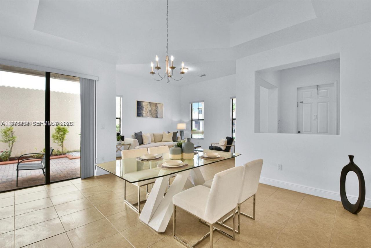 8354 NW 39th Ct , Unit 8354, Cooper City, FL 33024 Photo