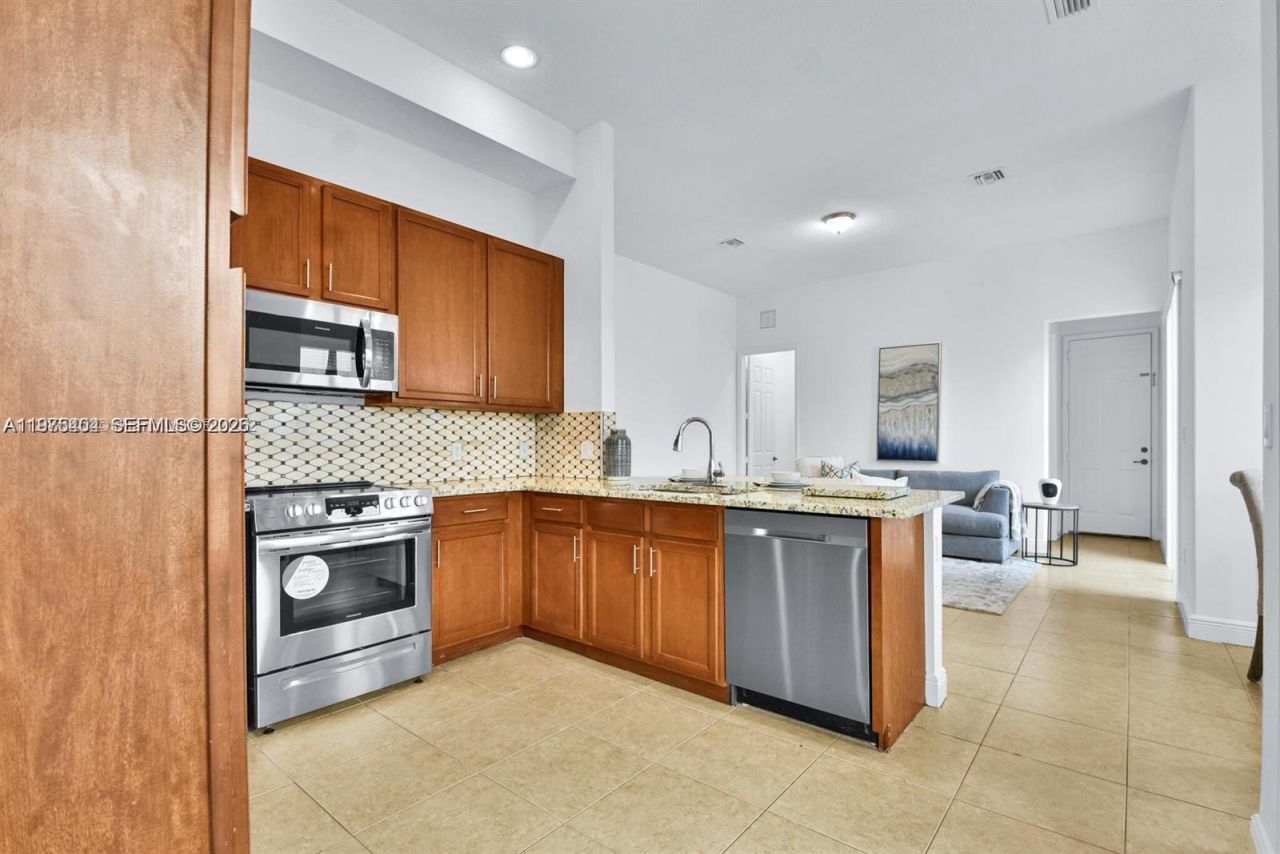 8354 NW 39th Ct , Unit 8354, Cooper City, FL 33024 Photo