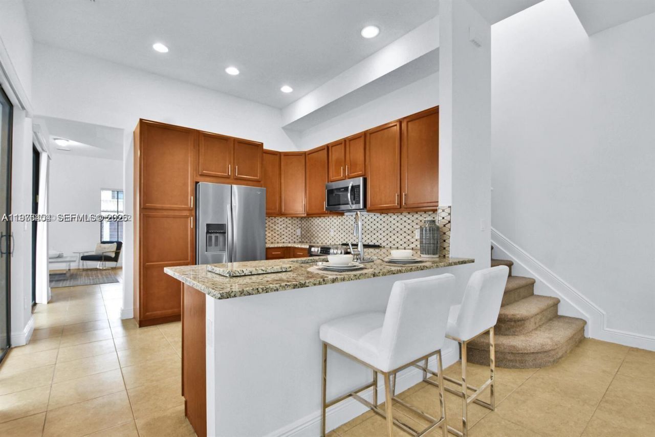 8354 NW 39th Ct , Unit 8354, Cooper City, FL 33024 Photo