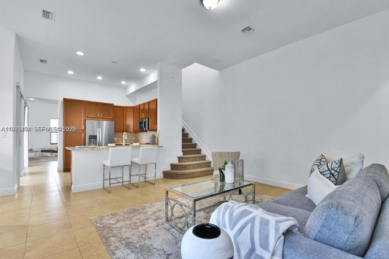 8354 NW 39th Ct , Unit 8354, Cooper City, FL 33024 Photo