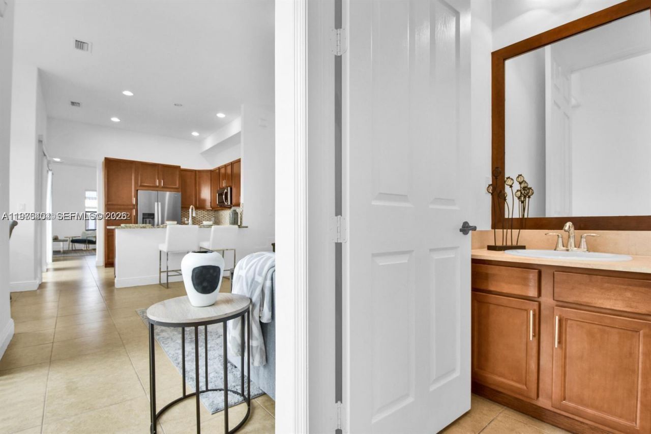 8354 NW 39th Ct , Unit 8354, Cooper City, FL 33024 Photo