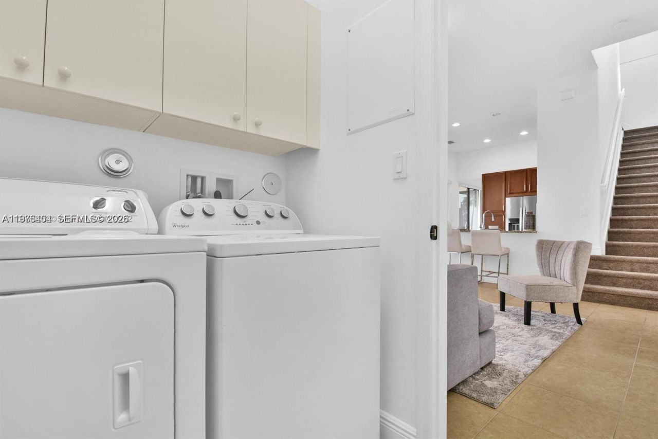 8354 NW 39th Ct , Unit 8354, Cooper City, FL 33024 Photo