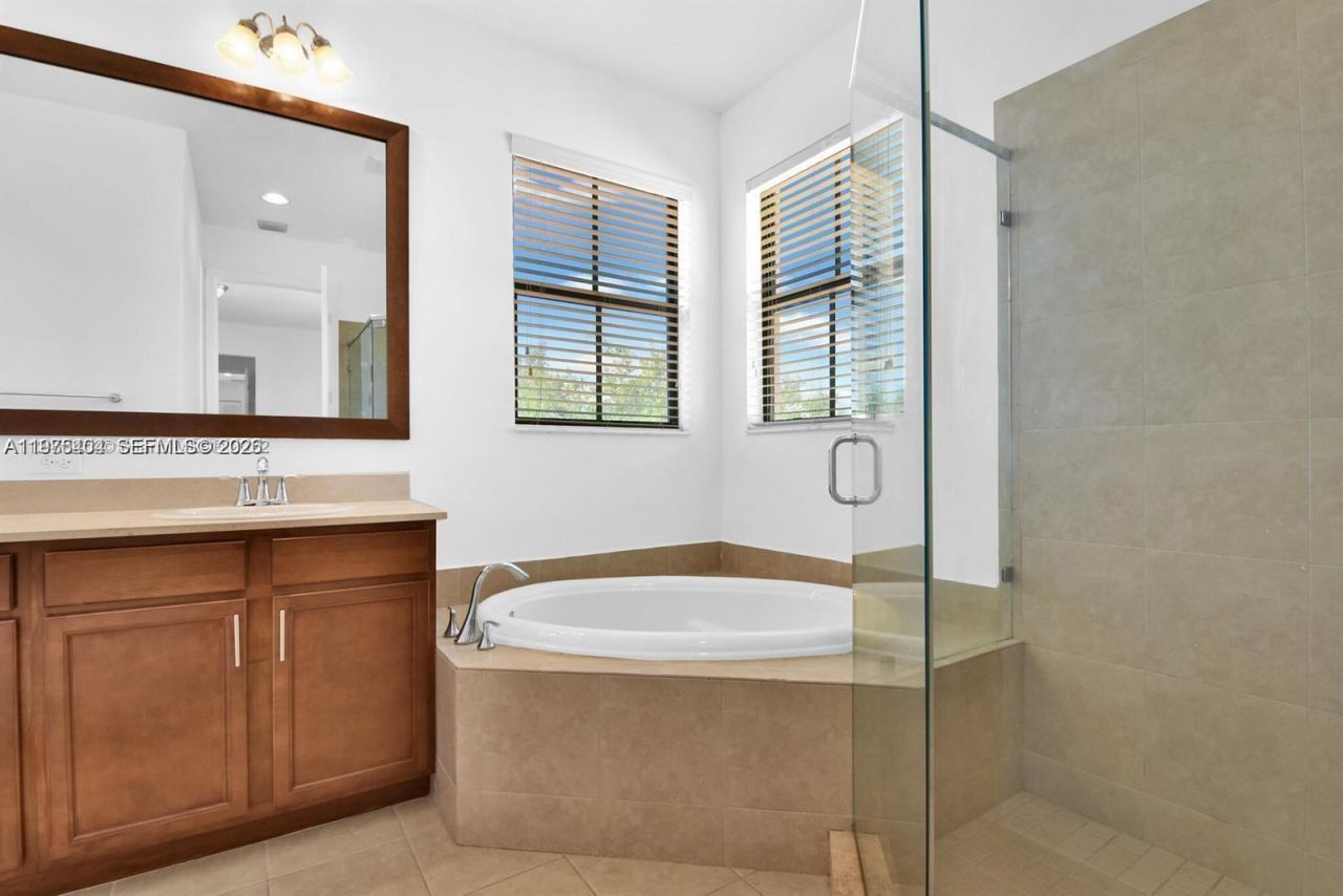 8354 NW 39th Ct , Unit 8354, Cooper City, FL 33024 Photo