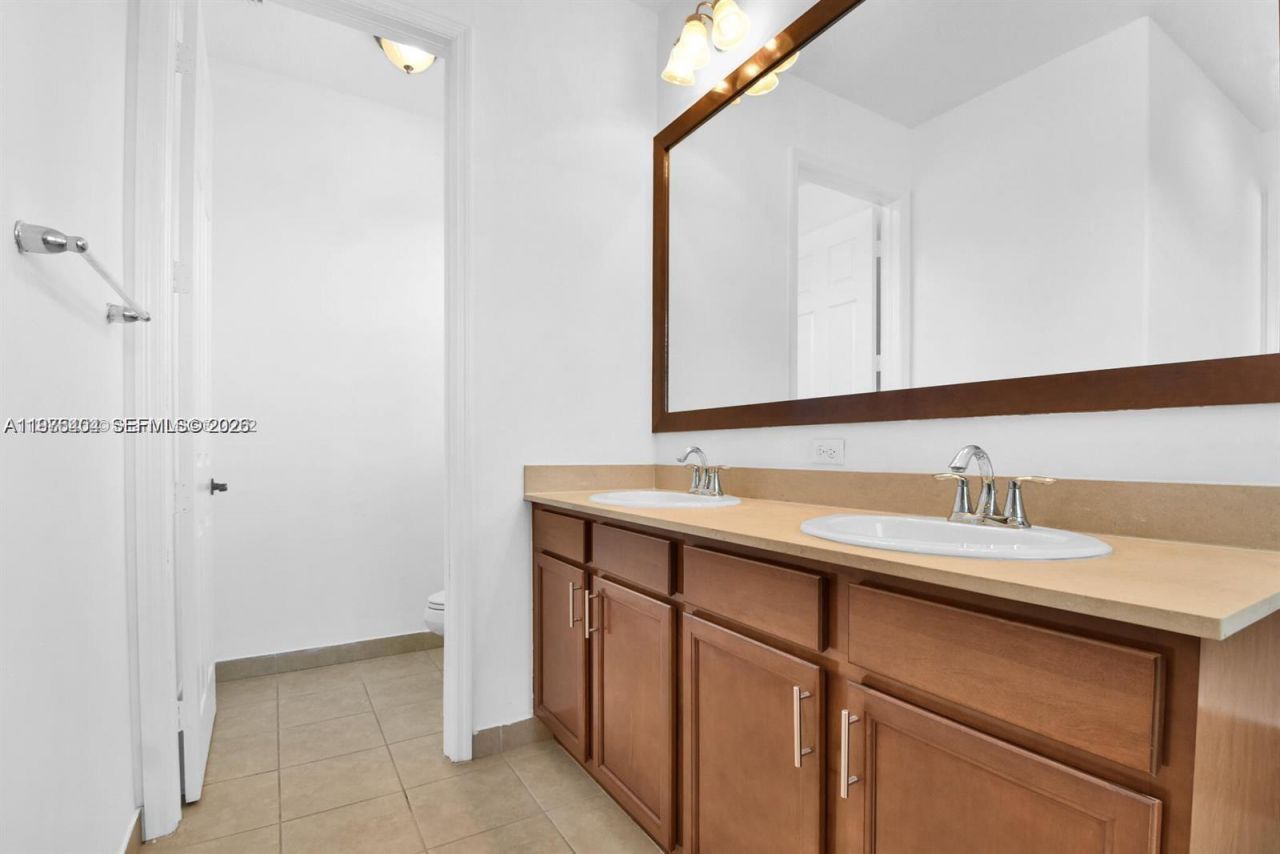 8354 NW 39th Ct , Unit 8354, Cooper City, FL 33024 Photo