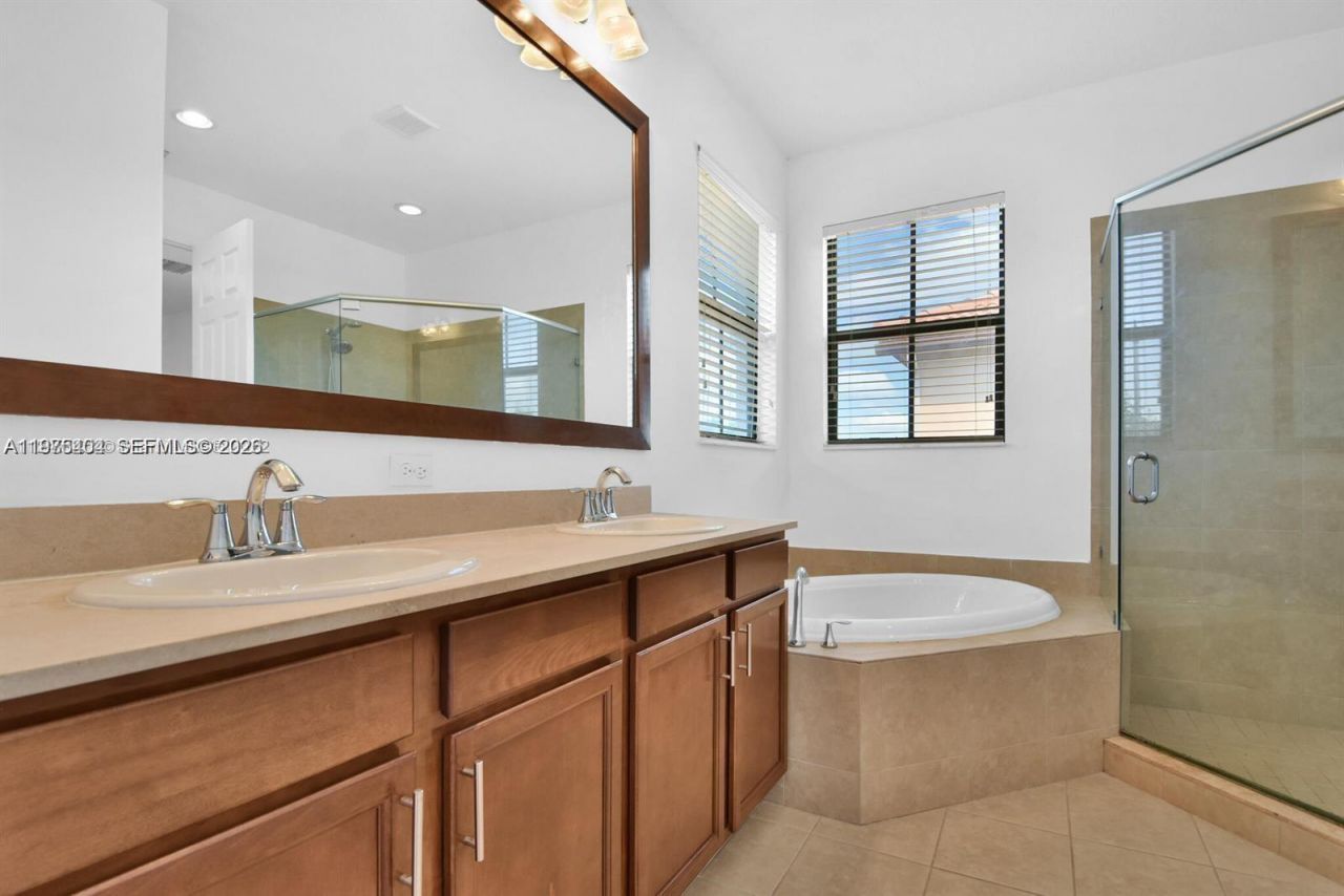 8354 NW 39th Ct , Unit 8354, Cooper City, FL 33024 Photo