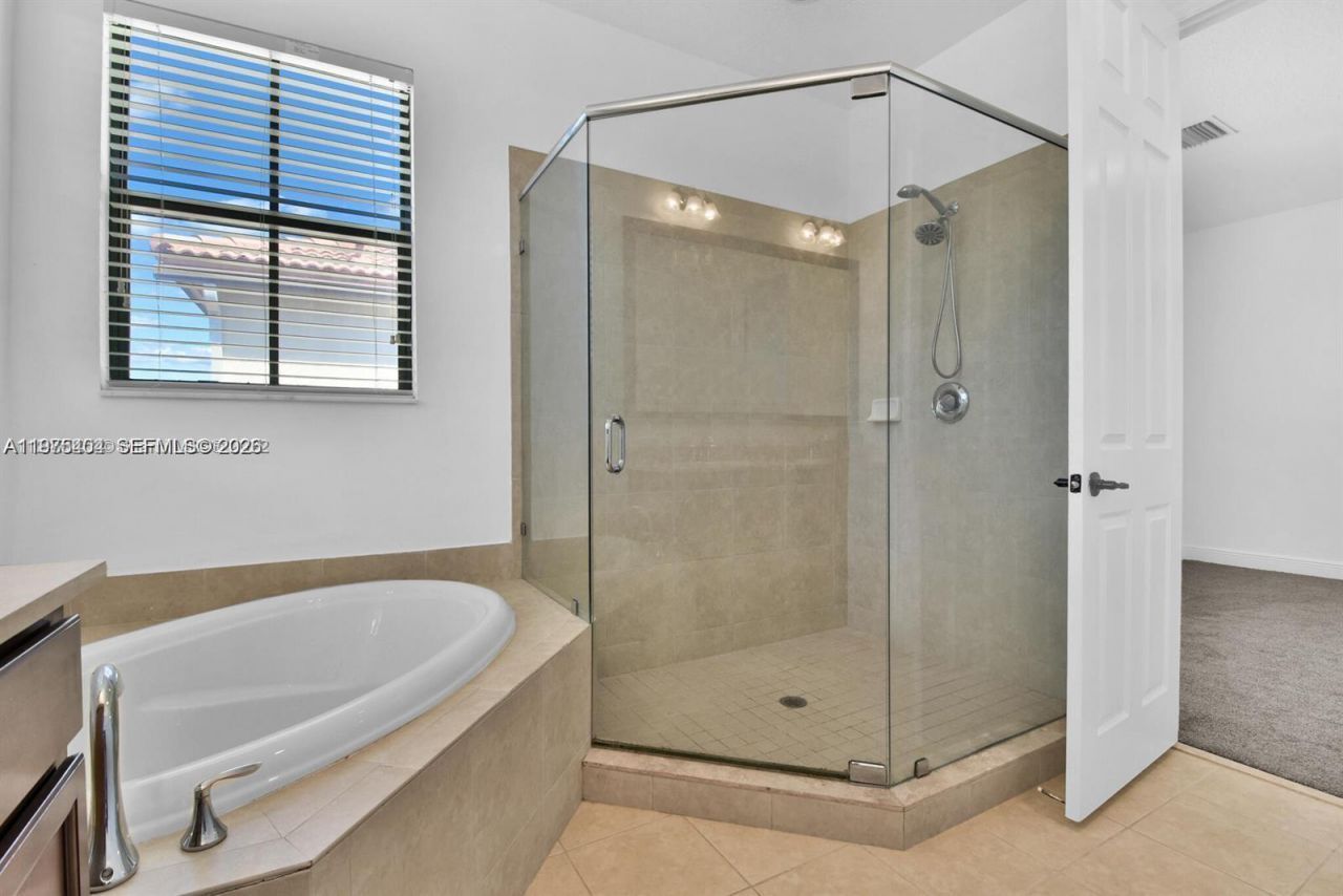 8354 NW 39th Ct , Unit 8354, Cooper City, FL 33024 Photo