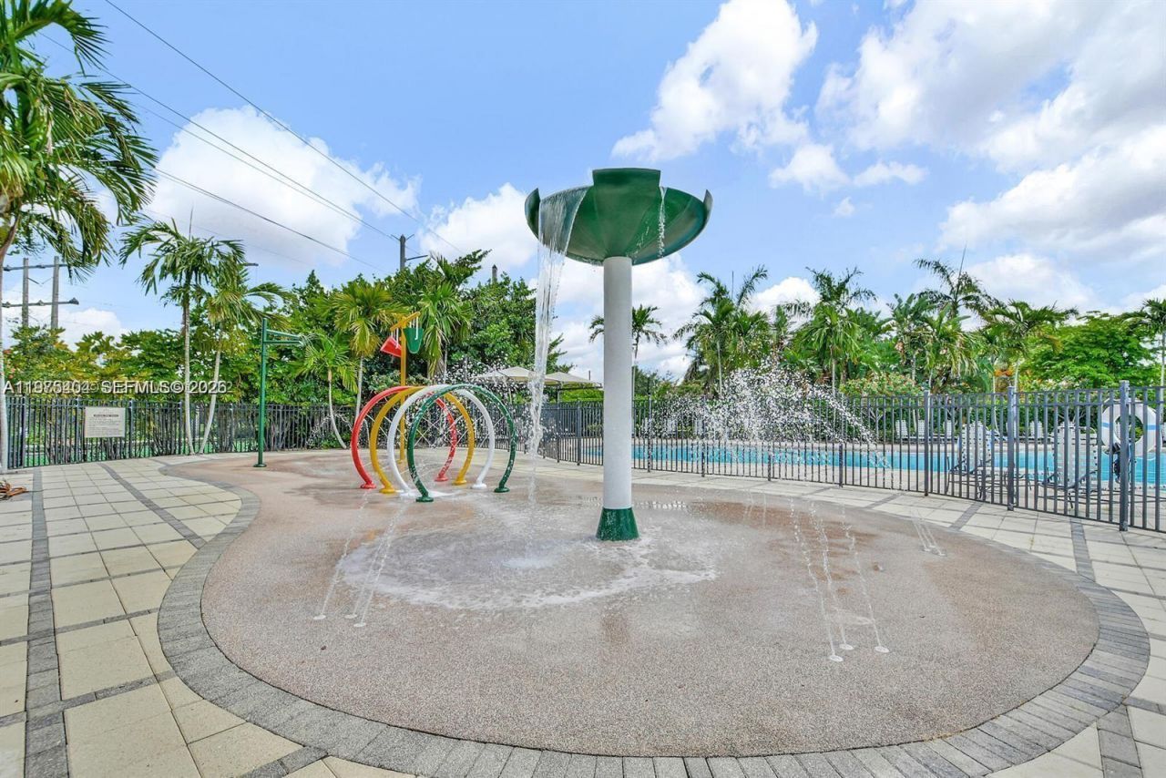 8354 NW 39th Ct , Unit 8354, Cooper City, FL 33024 Photo