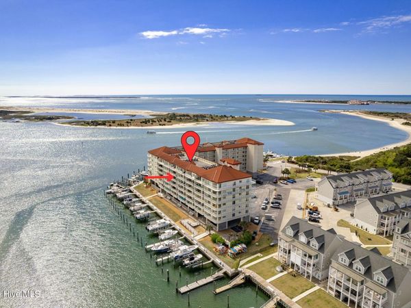 100 Olde Towne Yacht Club Road, Unit 512, Beaufort, NC 28516