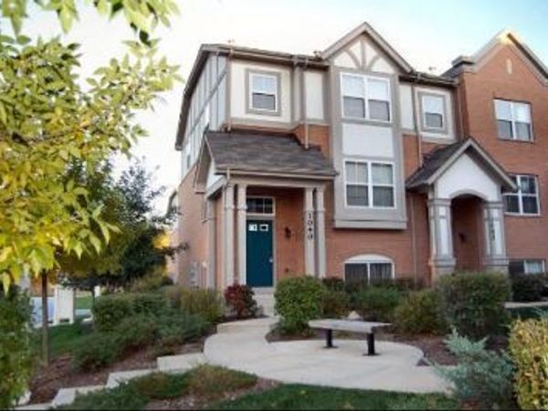 1040 N Claremont Drive , Palatine, IL 60074