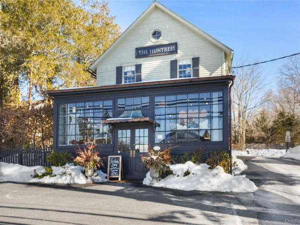 259 Westchester Avenue, Pound Ridge, NY 10576