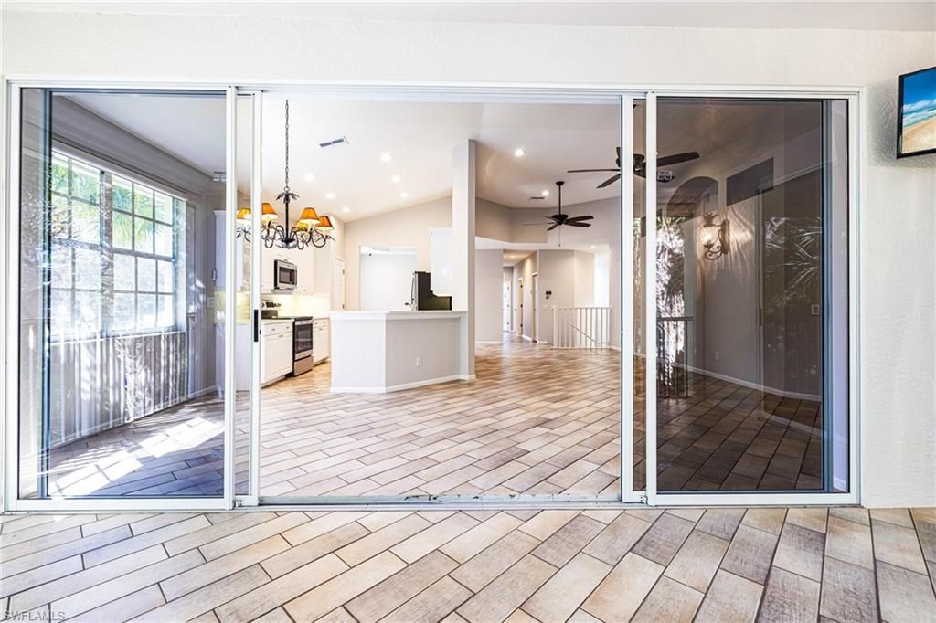 19091 Ridgepoint Dr , Unit 202, Estero, FL 33928 Photo