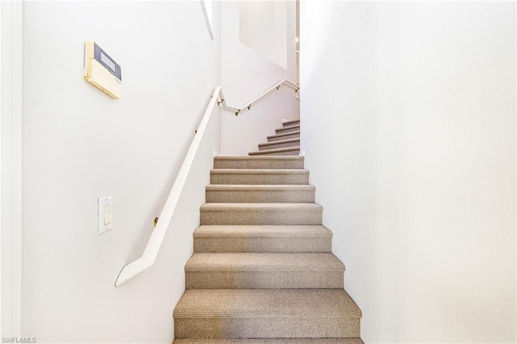 19091 Ridgepoint Dr , Unit 202, Estero, FL 33928 Photo