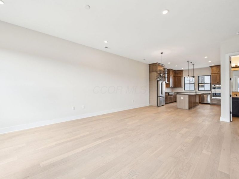 2252 Quarry Trails Drive , Columbus, OH 43228 Photo 10