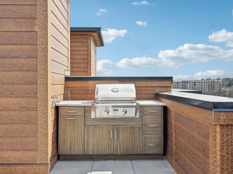 2252 Quarry Trails Drive , Columbus, OH 43228 Photo 3