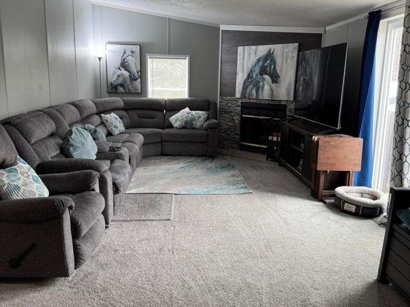 208 Rosie Avenue, Pataskala, OH 43062 Photo 9