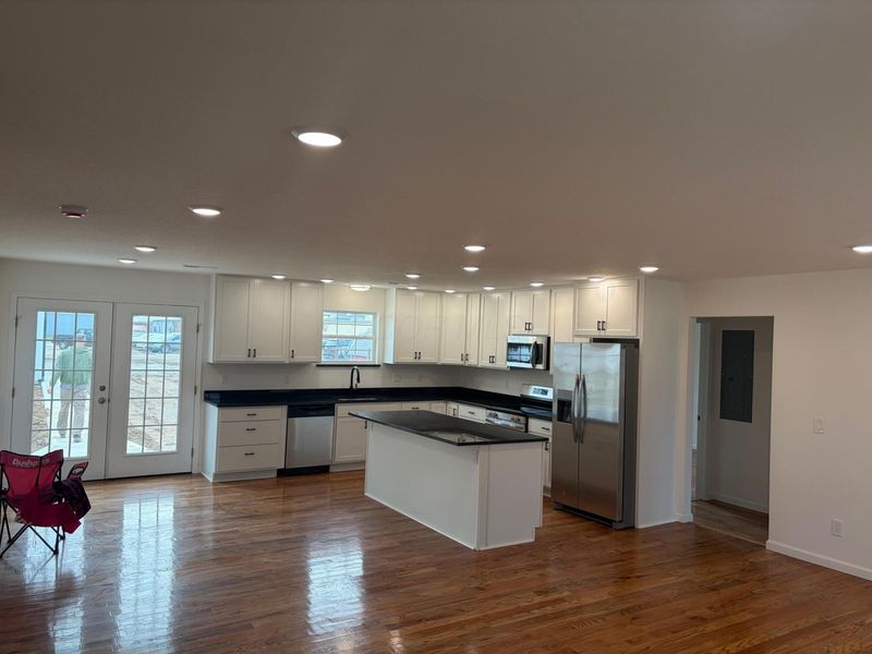 165 W 3rd Street, Frazeysburg, OH 43822 Photo 2