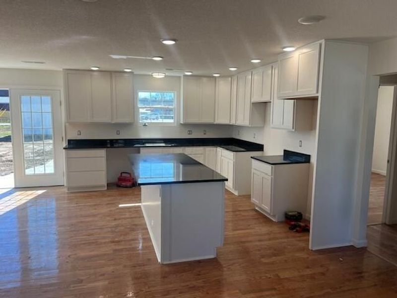 165 W 3rd Street, Frazeysburg, OH 43822 Photo 5