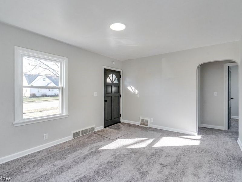 2808 Kirby Avenue NE, Canton, OH 44705 Photo 8