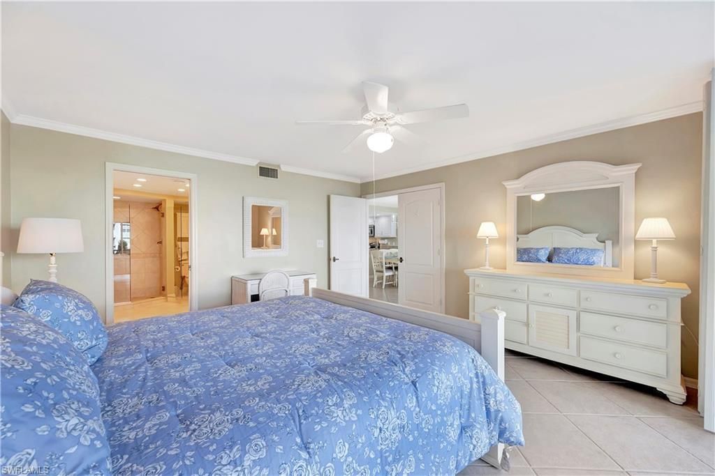 6131 Pelican Bay Blvd, Unit 7, Naples, FL 34108 Photo