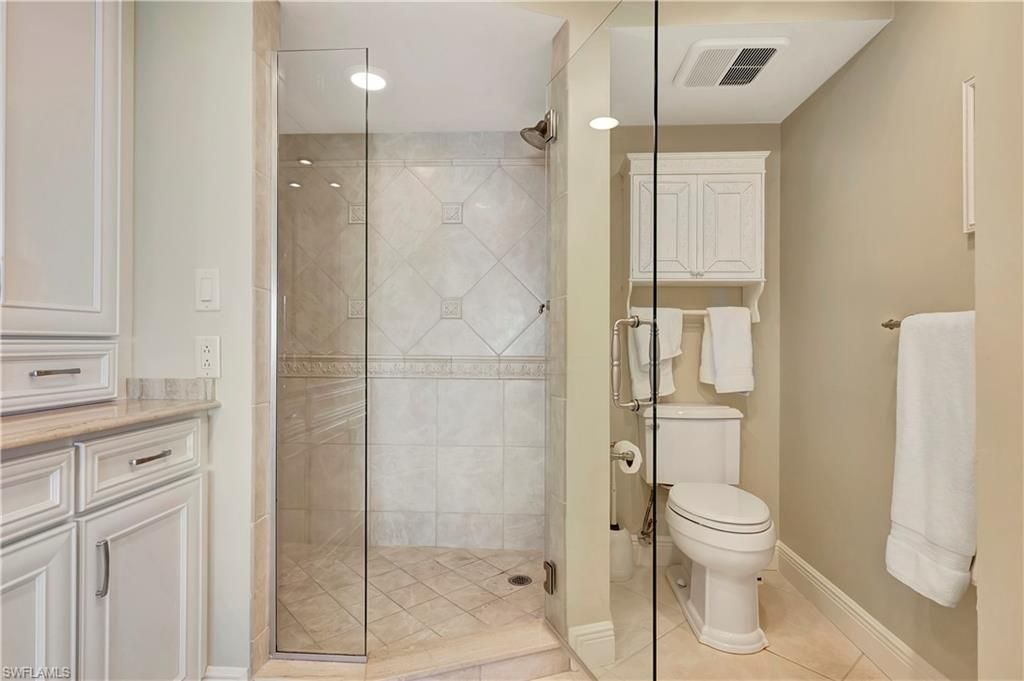 6131 Pelican Bay Blvd, Unit 7, Naples, FL 34108 Photo