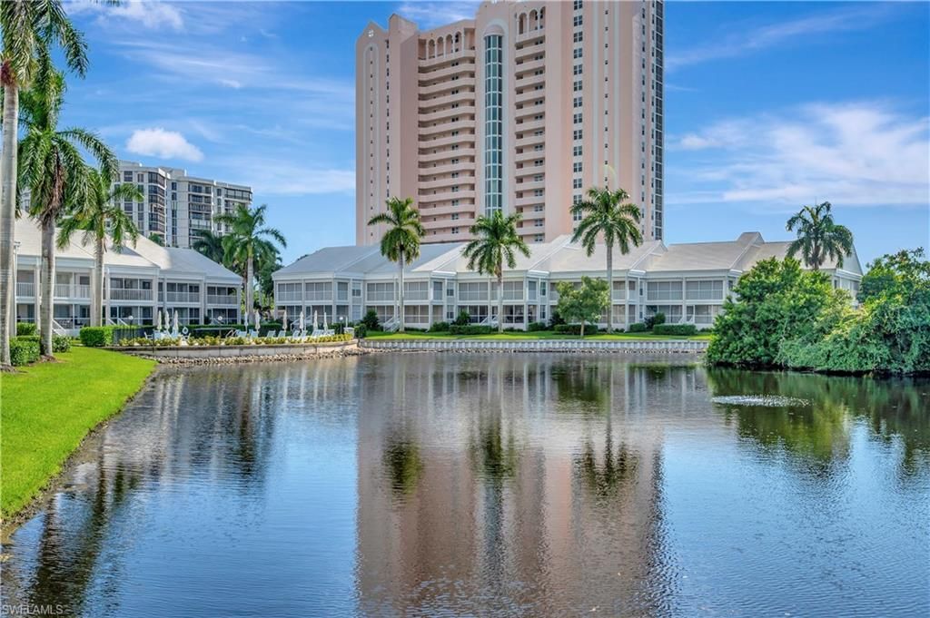 6131 Pelican Bay Blvd, Unit 7, Naples, FL 34108 Photo