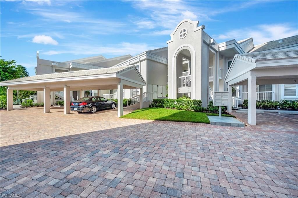 6131 Pelican Bay Blvd, Unit 7, Naples, FL 34108 Photo