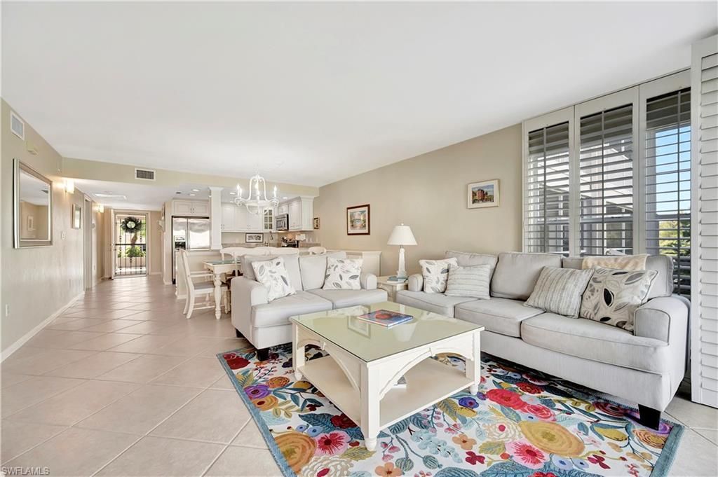 6131 Pelican Bay Blvd, Unit 7, Naples, FL 34108 Photo
