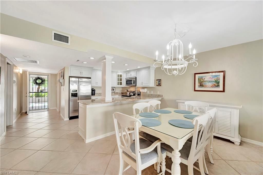 6131 Pelican Bay Blvd, Unit 7, Naples, FL 34108 Photo