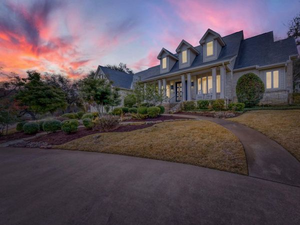 18 Ehrlich RD, Austin, TX 78746