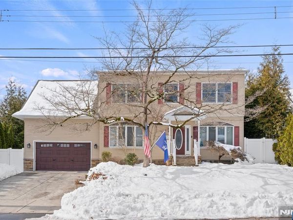 330 Hickory Street, Twp of Washington, NJ 07676