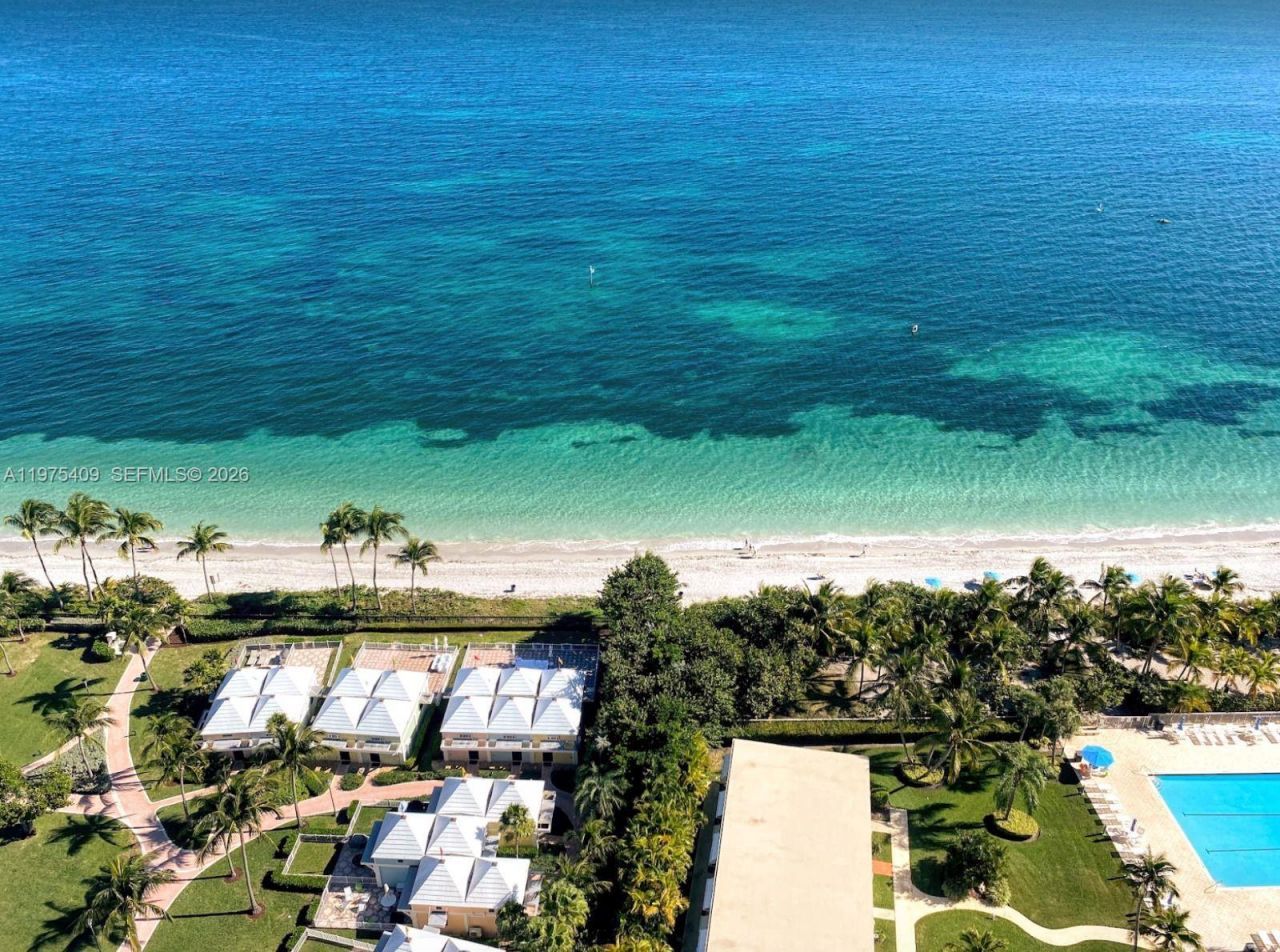881 Ocean Dr, Unit TH7, Key Biscayne, FL 33149 Photo