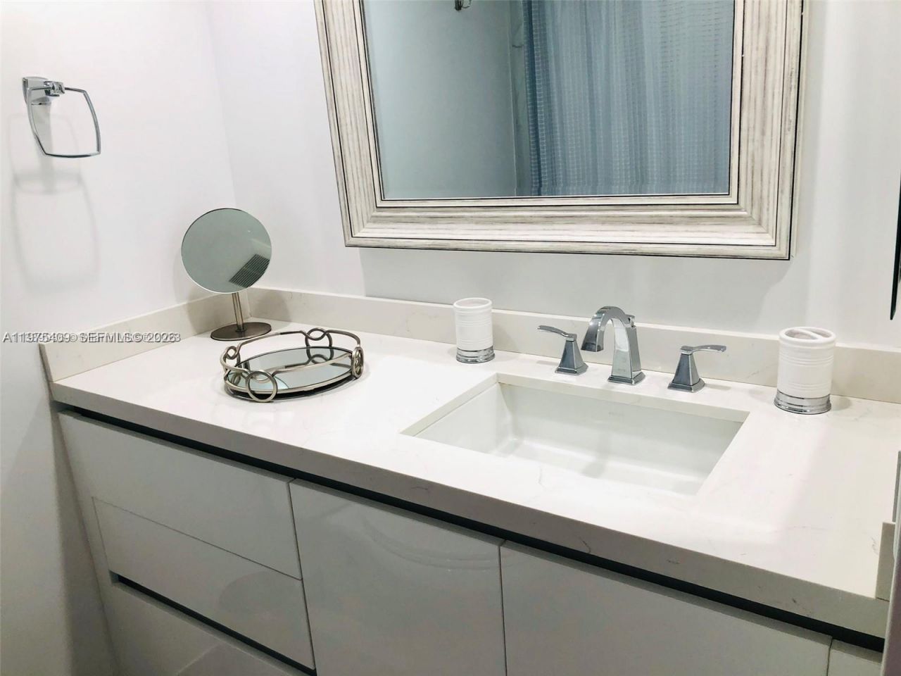 881 Ocean Dr, Unit TH7, Key Biscayne, FL 33149 Photo
