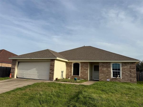 120 Durie Drive, Robinson, TX 76706